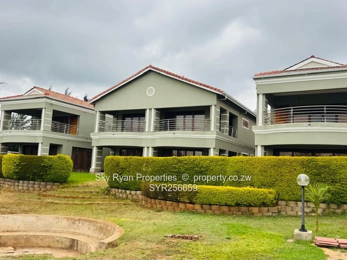 Luxury Brookview Estate For Sale 