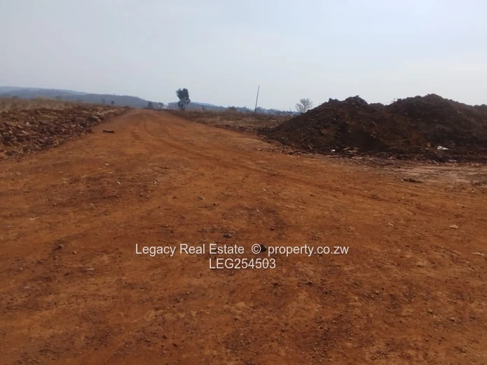 Prime 300 to 600m² Somerby Estate Stands For Sale — with Water & Sewer