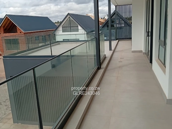 Modern Villa  4-Bed Townhouse in Borrowdale, Harare North - Borehole