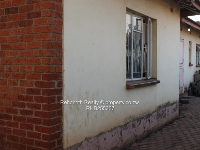 4-Bed New Marlborough Home - Borehole, Garage & Patio