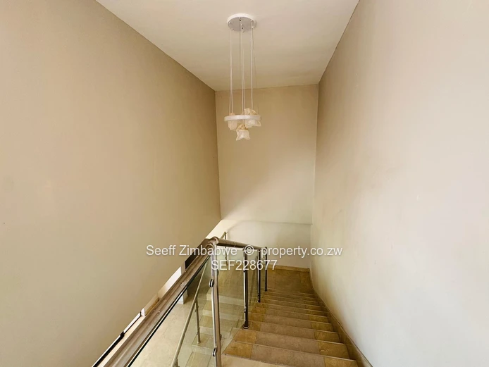 A Serene Luxury Home in Folyjon, Glen Lorne