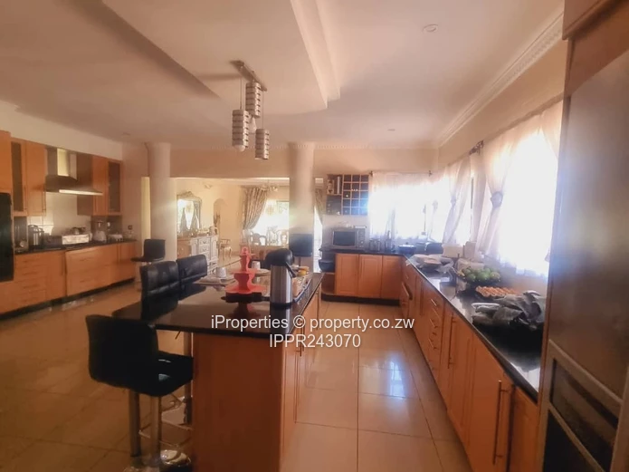 Spacious 6-Bed  Home with Pool & Borehole