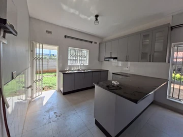3 Bedroom Garden Flat