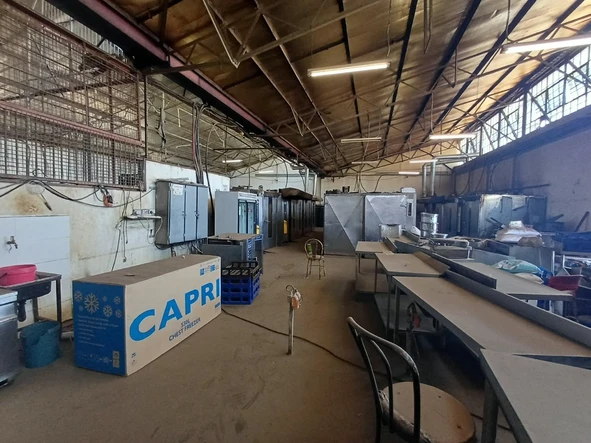 Warehouse & Factory