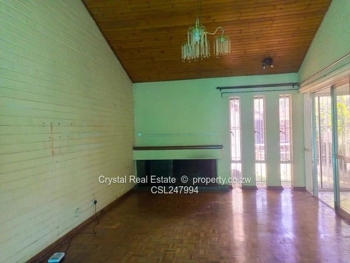 Avondale West Living – Space, Style & Flexibility