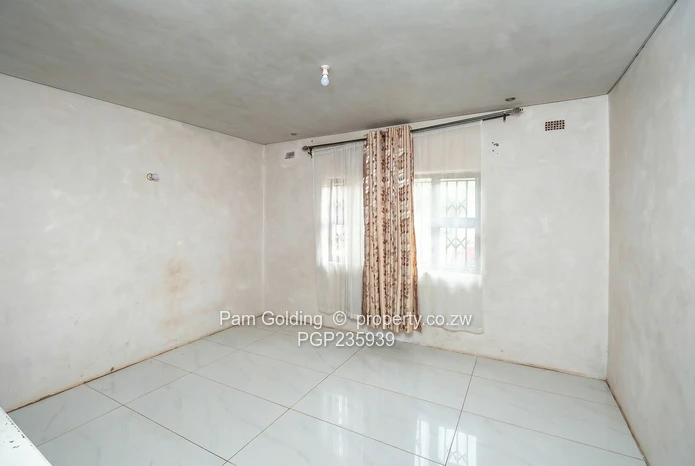 Neat Recently Built Home!