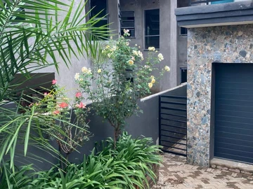 2 Bedroom Garden Flat