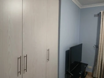 Farm & Agricultural Land