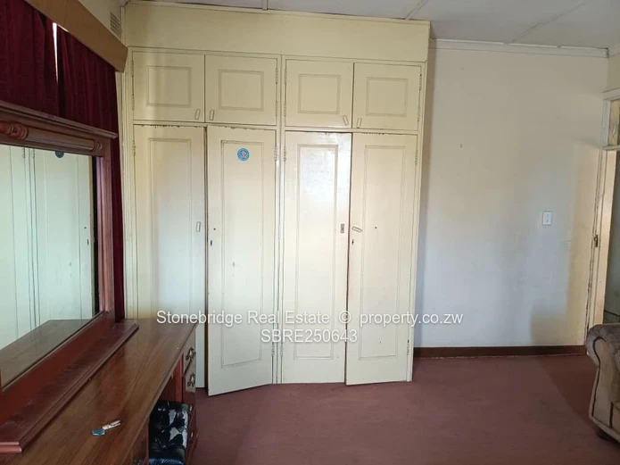 3 Bedroom House n Northend For Rental