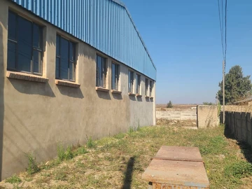 Warehouse & Factory