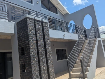 2 Bedroom Garden Flat