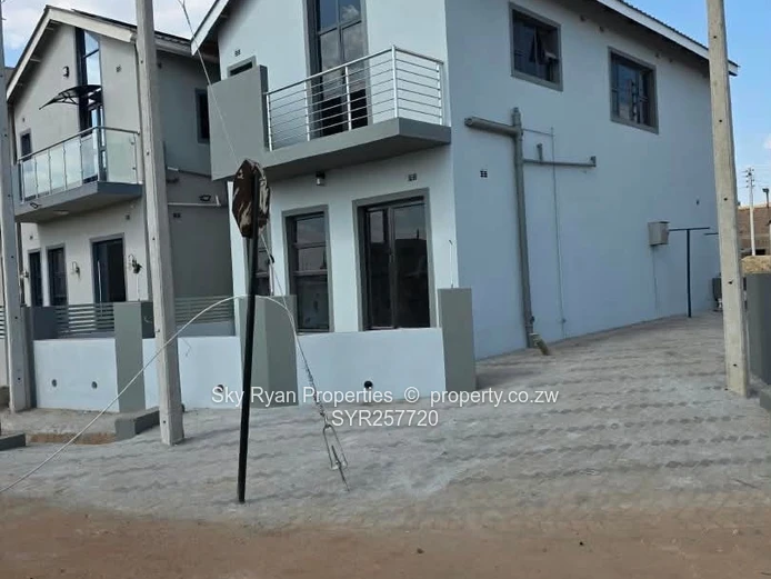  Rainham Park Duplex For Sale