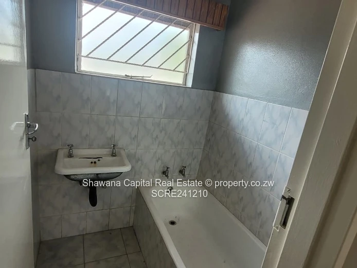 Neat 3 Bed House In Msasa Park