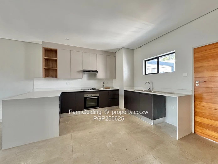 Modern 3 Bedroom Apartment - Highlands 