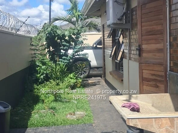 Madokero House To Let