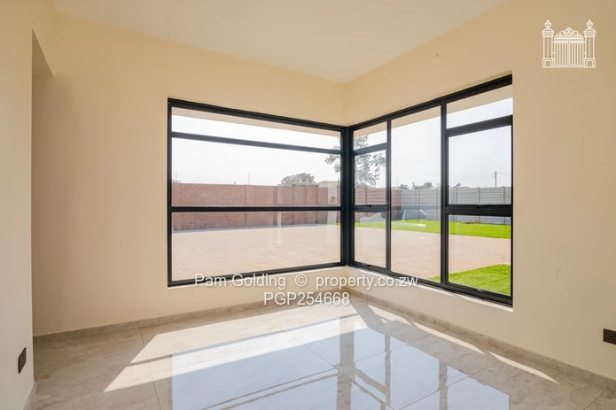 Newly Built 5-Bedroom Home In Mount Pleasant Heights