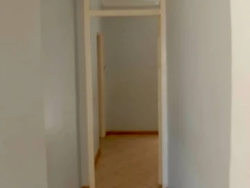 4 Bedroom Flat & Apartment