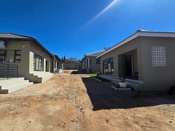 3 Bedroom Townhouse Complex