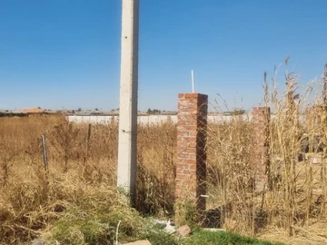 Stands & Residential Land
