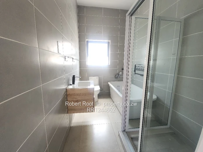 3-Bed Simplex in Pomona