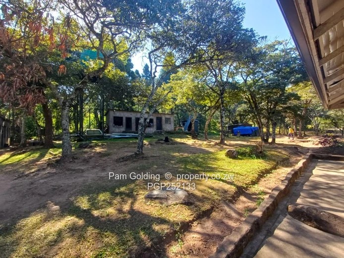 Residential House with Cottage for Rent in the Vumba  (Sole Mandate)