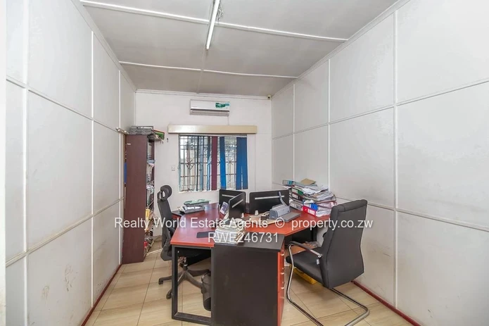 Willowvale Industrial Prooperty For Sale