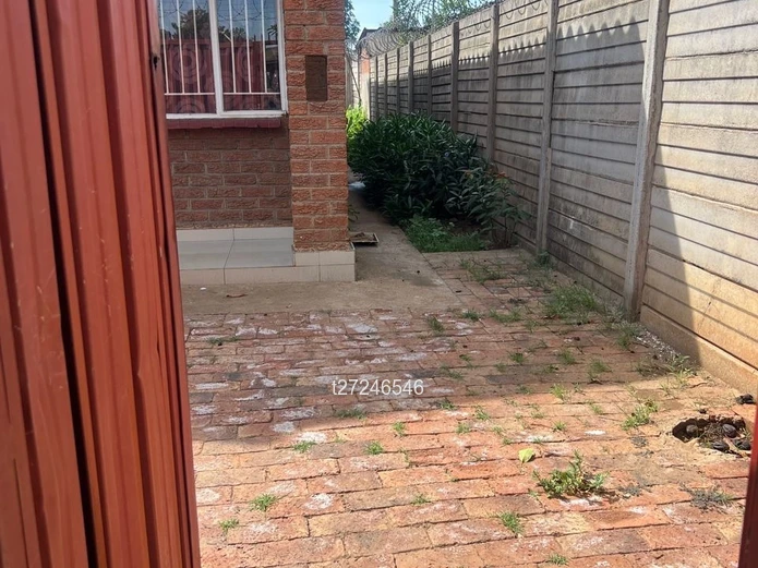 Beautiful House To Rent In Glenview 3 (Sole Mandate)