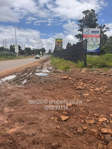 2100 m² Stand with Main Road Frontage & Tarred Access – Mount Pleasant