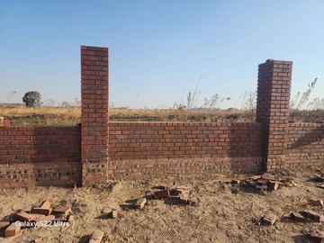 Stands & Residential Land