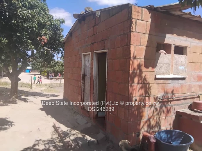 Zengeza 4 , Chitungwiza Corehouse For Sale 