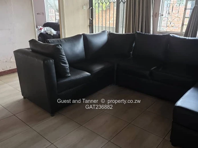 Spacious 3-Bedroom House for Sale in Old Highfield Magwende 