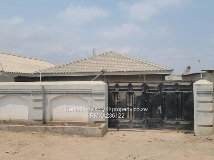 House For Sale In Southlea Park