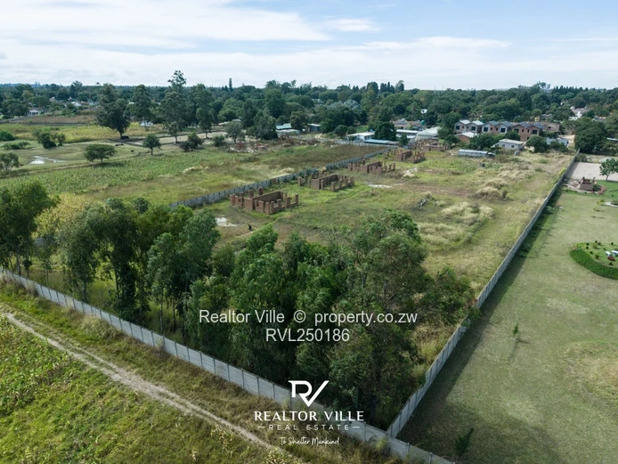  Athlone stands for sale (Harare East)