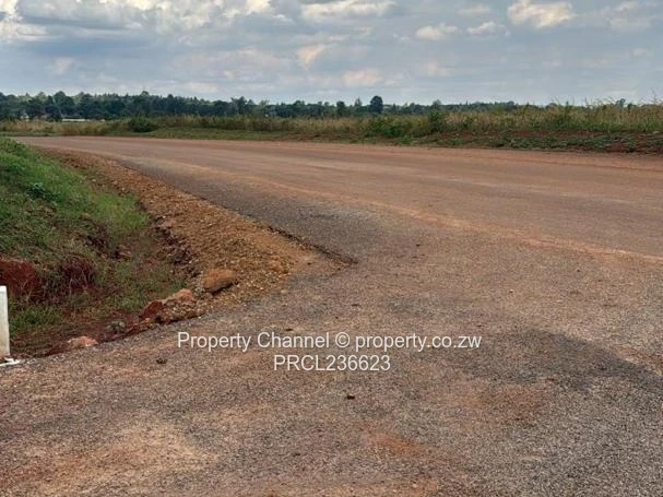 518m² Tarmac Frontage Stand on Scenic Nyeredzi Ridge