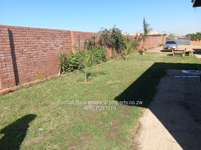 9-Bed Norton Home with Borehole and Garden