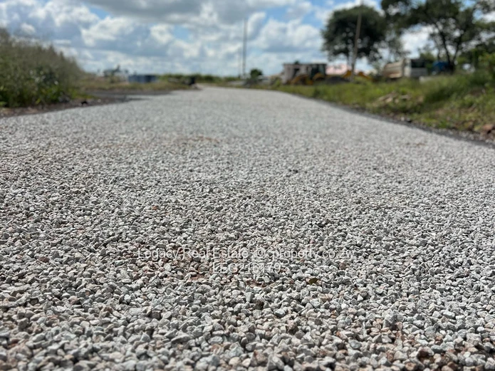 Hot Deal: Residential Stands in Southview Park