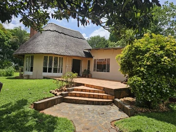 Farm & Agricultural Land