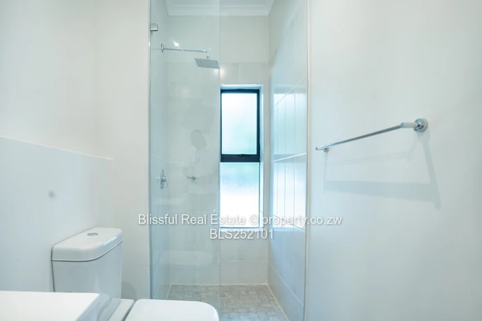 2 Bed Flat for Rent in Vainona