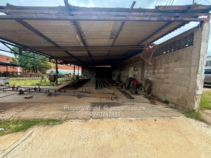 Warehouse/Industrial for Sale in Msasa