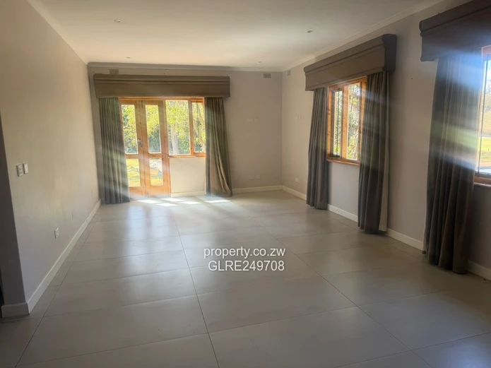 Borrowdale Brooke: 3-Bed Home with Pool & Borehole