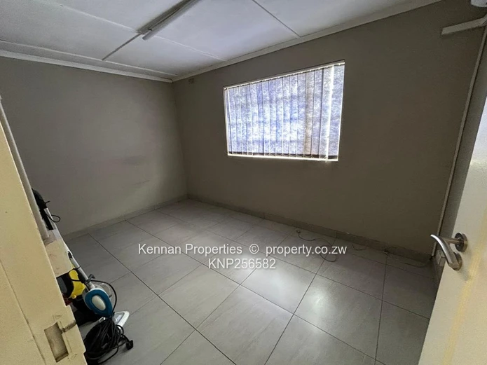 Large Factory/Warehouse Ideally Located In Msasa