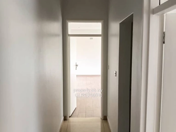 Borrowdale 3-Bed: Solar, Borehole & Enclosed Verandah
