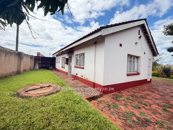 Prime family opportunity in Tynwald North!