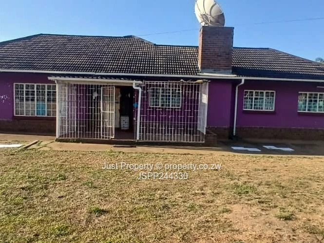 The Chase Road Frontage /Residential or Commercial