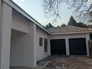 5 Bedroom House