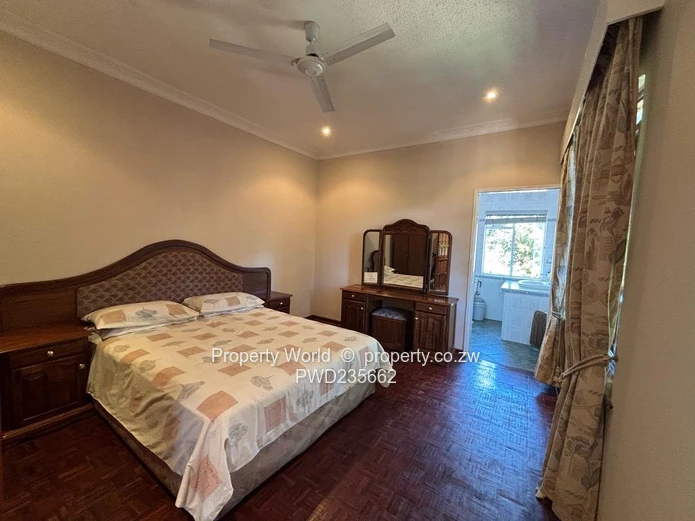 5 Bedroom House for Sale in Rolf Valley