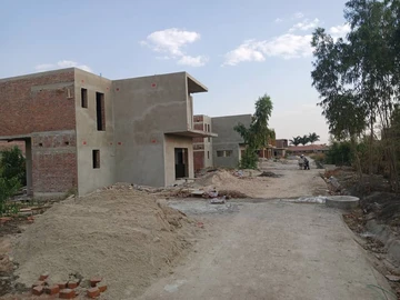 Stands & Residential Land