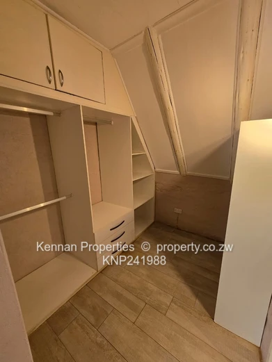 BEAUTIFUL FAMILY HOME ON 4021 square metres	