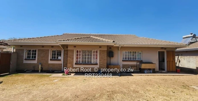 Freestanding Home In Secure Complex Of 18 Units