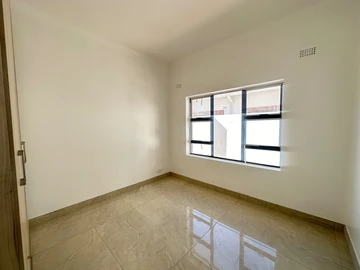 3 Bedroom Garden Flat